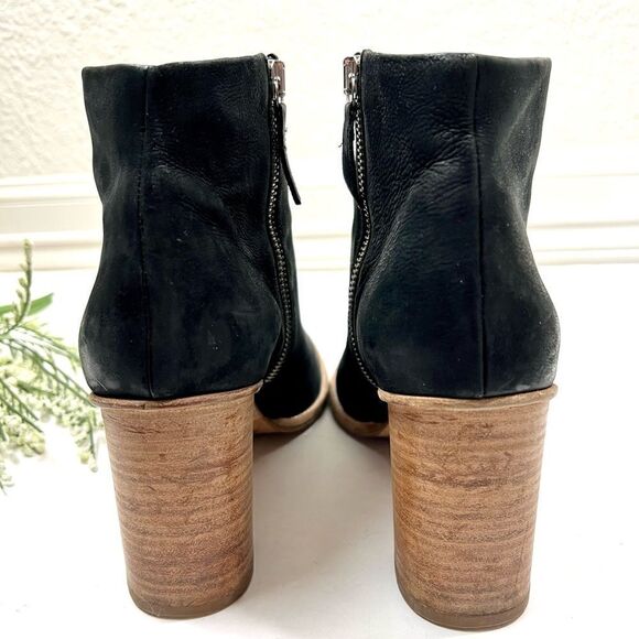 M. Gemi The Finezza Black Leather Ankle Boots - Picture 10 of 13